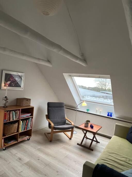 Skont Hus Pa Landet Taet Pa Billund Villa Give Kültér fotó