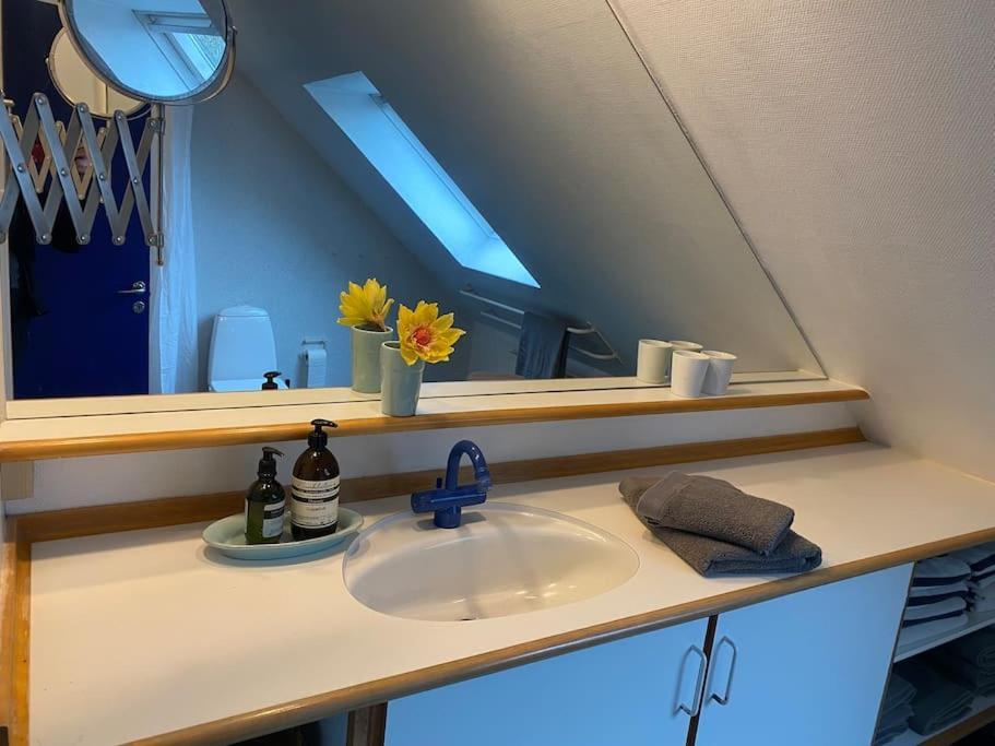 Skont Hus Pa Landet Taet Pa Billund Villa Give Kültér fotó